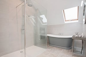 Bathroom: Mulberry